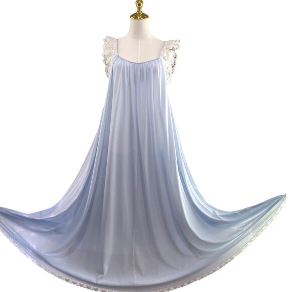 NWT Vintage 90s Lucie Ann Porcelain Blue Nylon Lacy Full Sweep Nightgown Size S